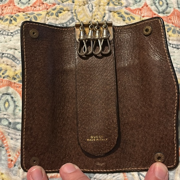 Vintage Gucci 4 key chain holder - Picture 3 of 9